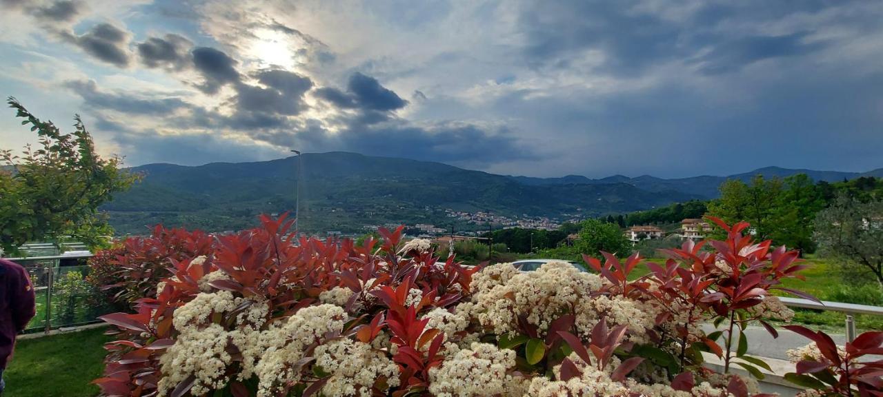 L'Angolo Di Ari Vaiano  Buitenkant foto