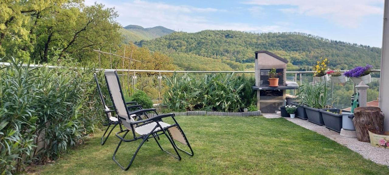 L'Angolo Di Ari Vaiano  Buitenkant foto