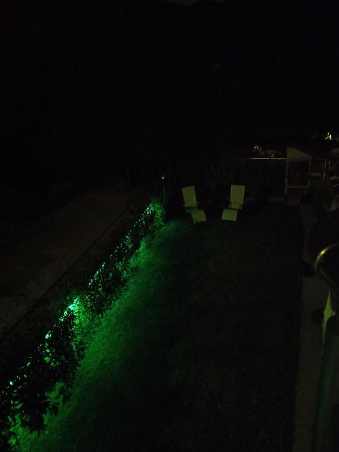 L'Angolo Di Ari Vaiano  Buitenkant foto